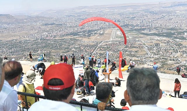 Yamaç Paraşütü Türkiye Şampiyonası Mesafe Yarışması Başladı