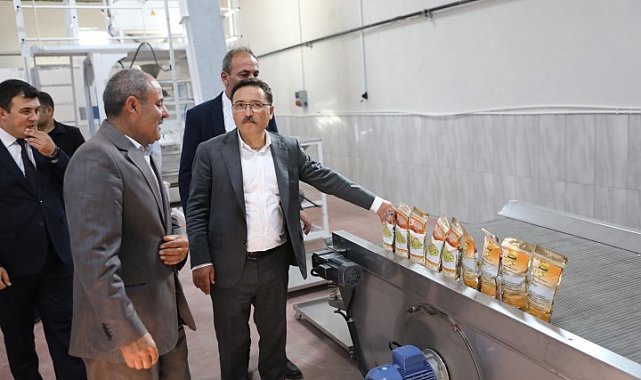 Vali Çiçek Tomarza'da