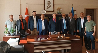 Yozgatlı Dernekler Federasyon'undan, İlahiyat Fakültesi Dekanı Prof.Dr. Ahmet Kamil Cihan'a ziyaret