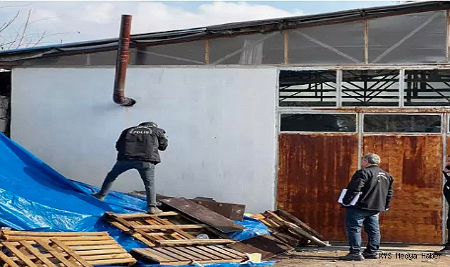 Soba borusunu sabitlemeye çalışırken 3 metre yükseklikten düşüp öldü