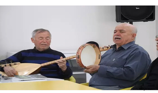 Ulu Çınarlar Korosu’na Hollandalı akademisyenlerden konser daveti