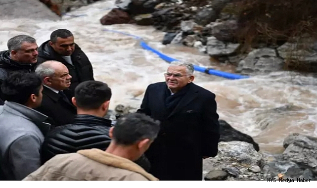 Başkan Büyükkılıç, selin vurduğu Yahyalı’da incelemelerde bulundu