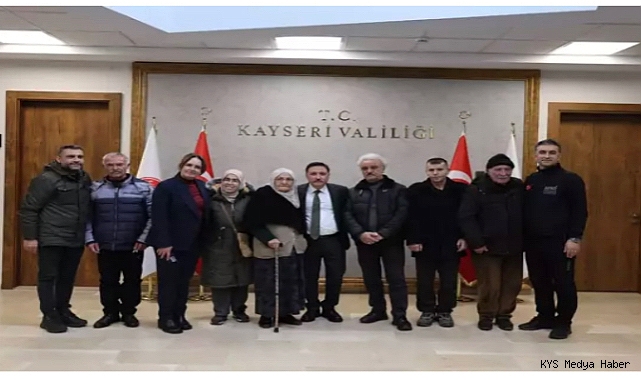 Kayseri’de depremde evi ağır hasar alan 4 aileye, anahtar teslimi yapıldı