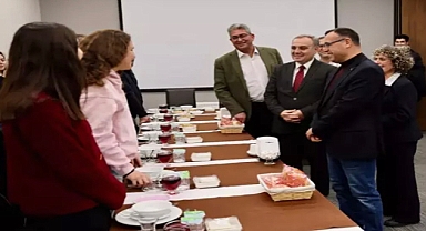 Başsavcı Korkmaz ve Rektör Altun, özel gereksinimli öğrenciler ile iftar yaptı