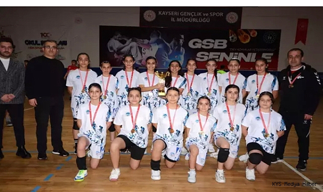Spor A.Ş. kız hentbol takımı Kayseri birincisi oldu Büyükşehir Belediyesi bünyesindeki Spor A.Ş. kız hentbol takımı Kayseri il birincisi oldu. 