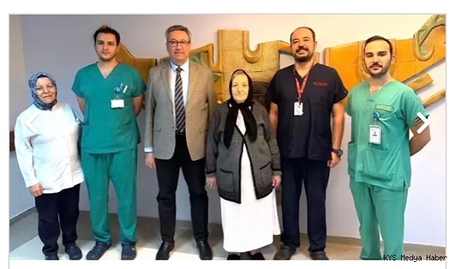 Kayseri'de 72 yaşındaki hastanın kalça çevresinden 3,7 kiloluk tümör çıkarıldı